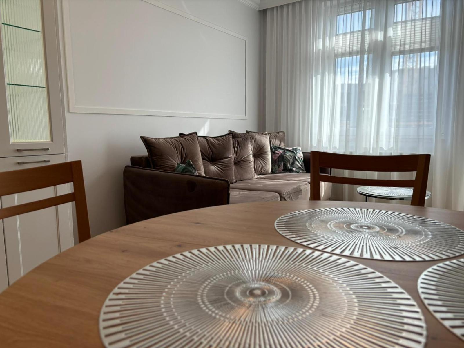 Apartamenty W Centrum Bialegostoku Z Parkingiem W Garazu Podziemnym Бялисток Екстериор снимка